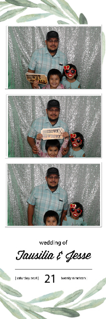 Tausila and Jesse's Wedding | View more photos from the event at gallery.photoboothbillings.com/u/PhotoBoothBillings/Tausila-and-Jesses-Wedding